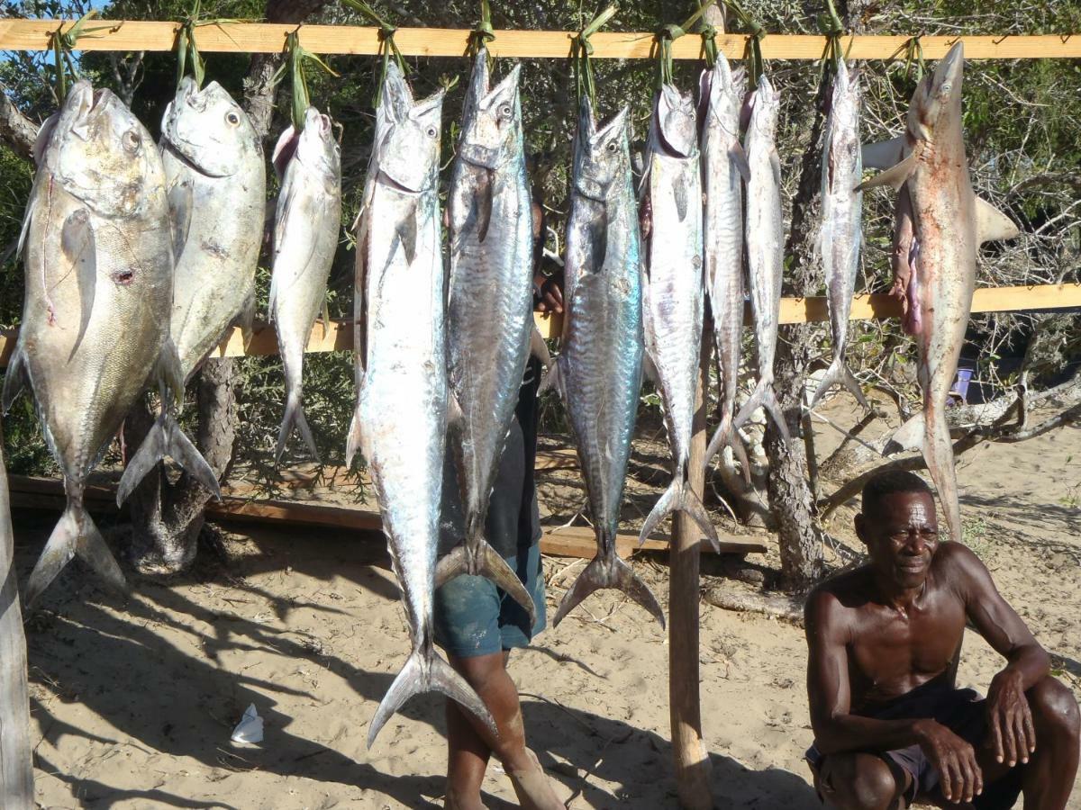 Chez Laurette Morombe Bagian luar foto
